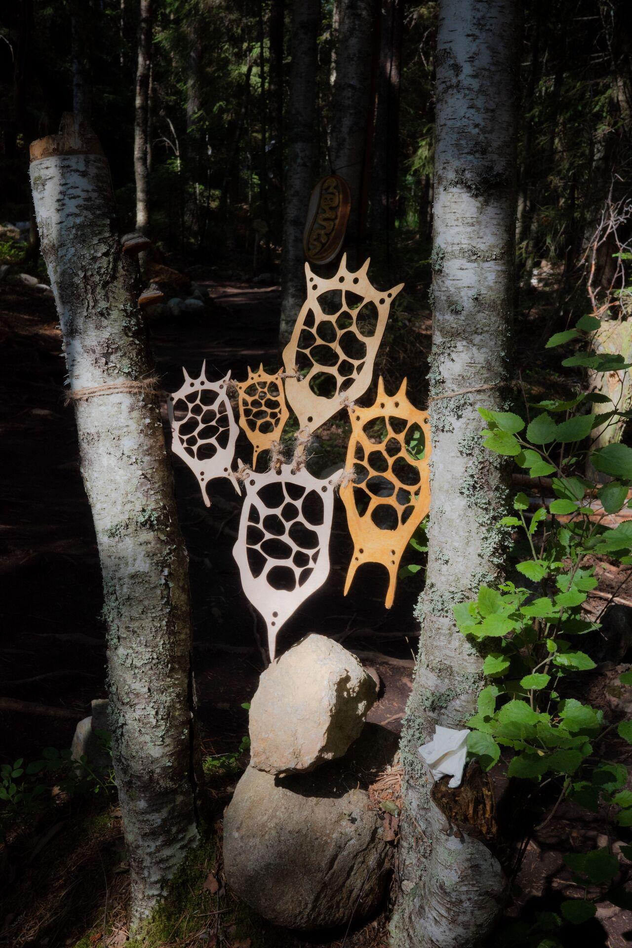 Kotiportaat mural detail